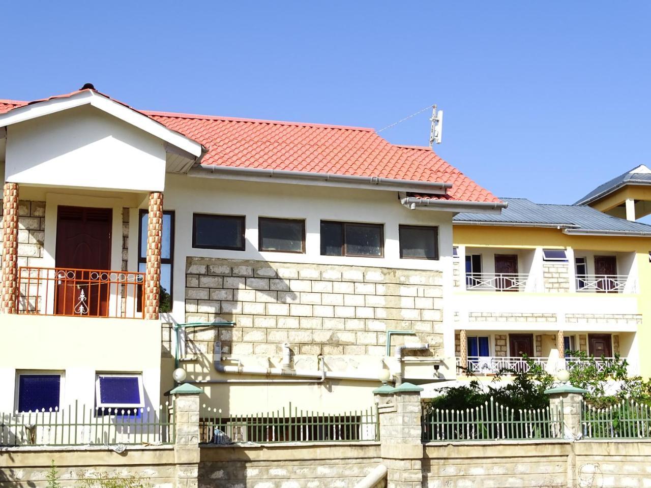 Diplomat Diani Beach Resort Exterior foto