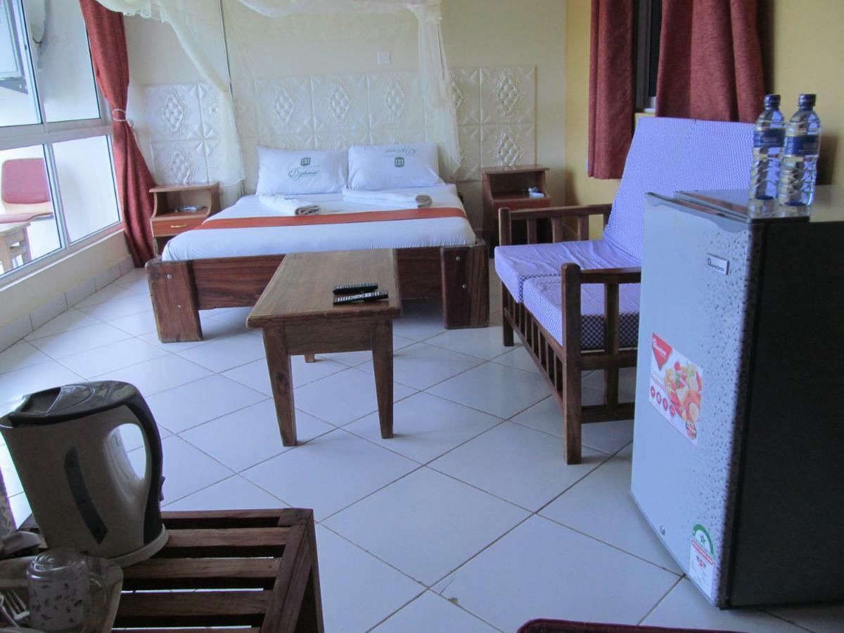 Diplomat Diani Beach Resort Exterior foto